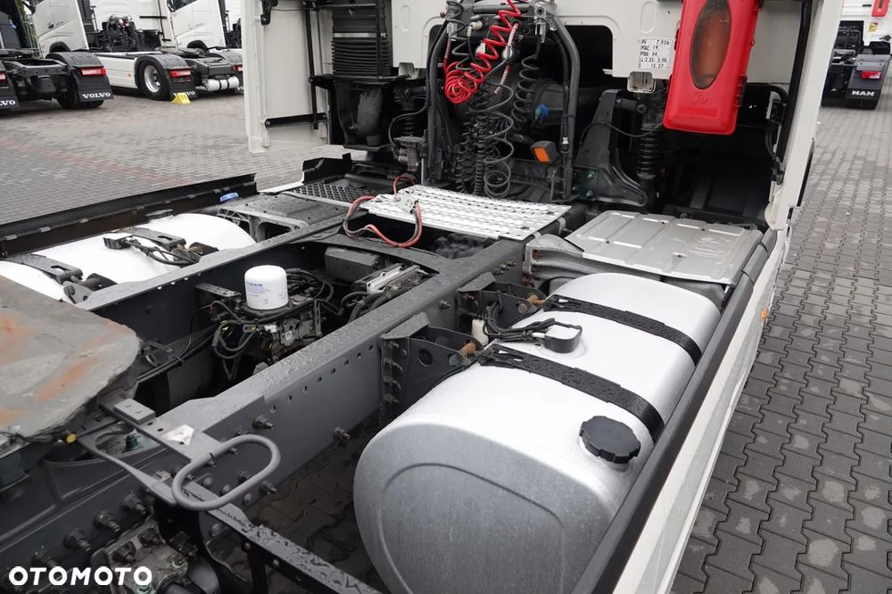 Volvo FH 500 / KLIMATYZACJA POSTOJOWA / OPONY 100% / I-SHIFT - 17