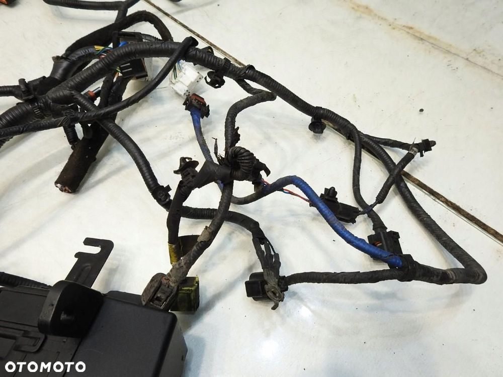 WIĄZKA INSTALACJA KOMORY SILNIKA HYUNDAI I40 1.7 CRDI 912013Z620 - 9