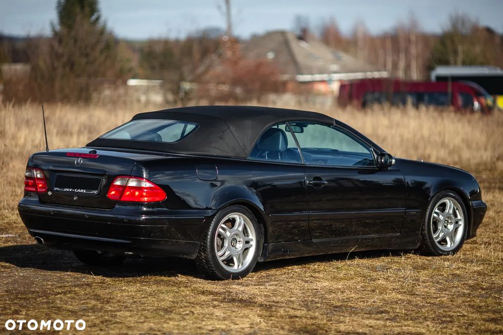 Mercedes-Benz CLK - 20
