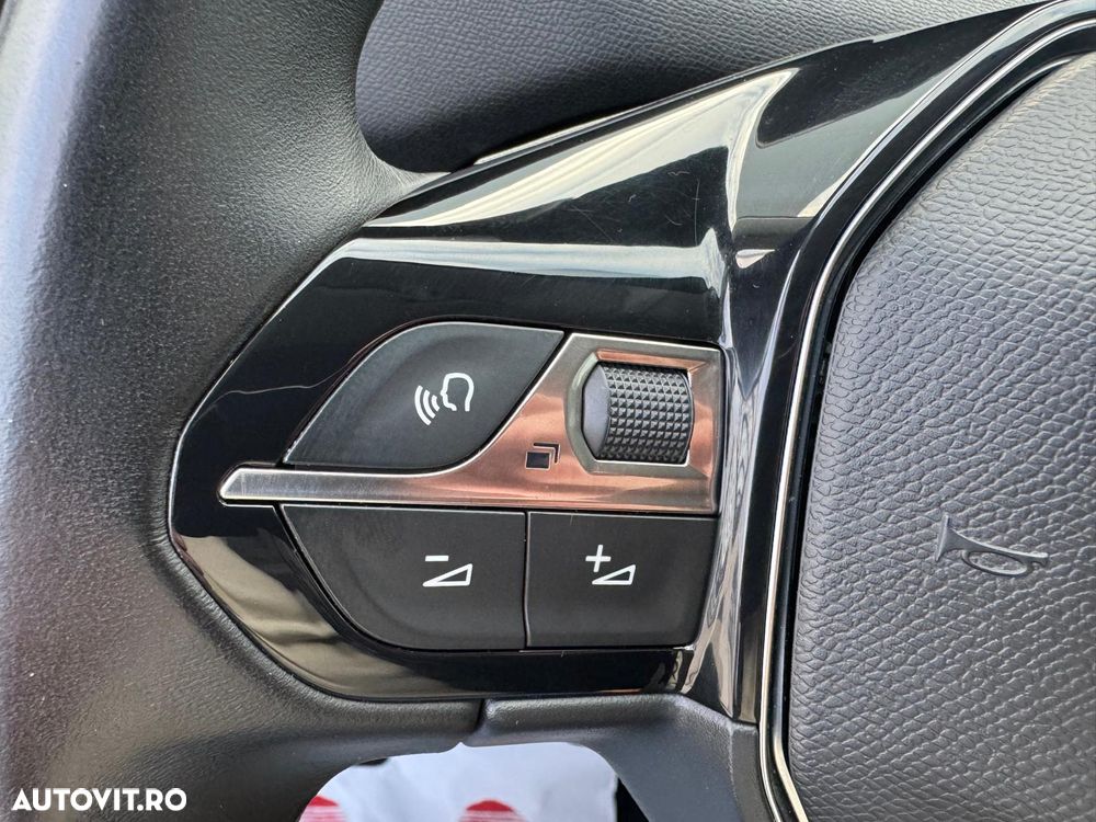 Peugeot 5008 PureTech 130 Allure - 25