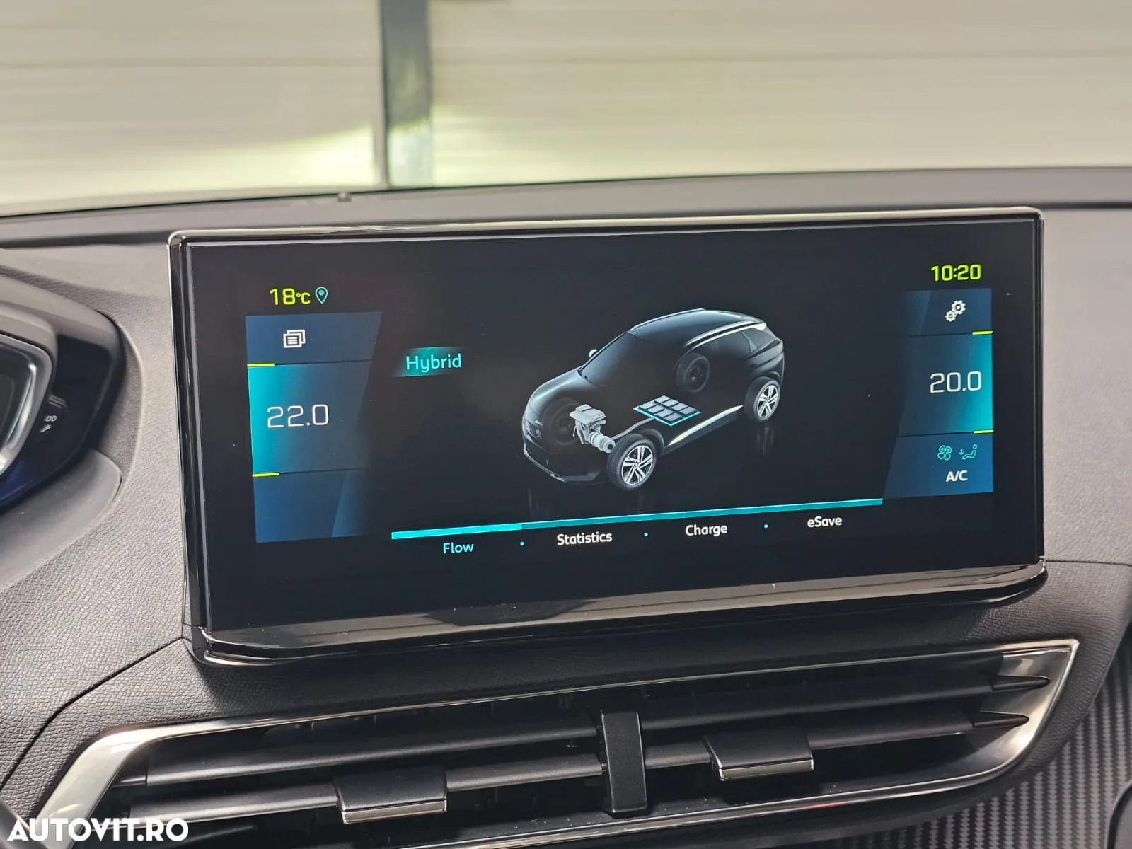 Peugeot 3008 PHEV EAT8 Allure - 32