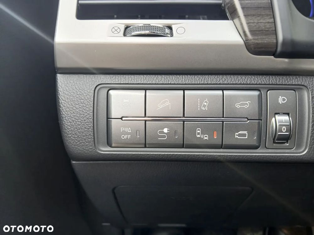 SsangYong/KGM Rexton 2.2 e-XDi 220 4WDAut Crystal - 11