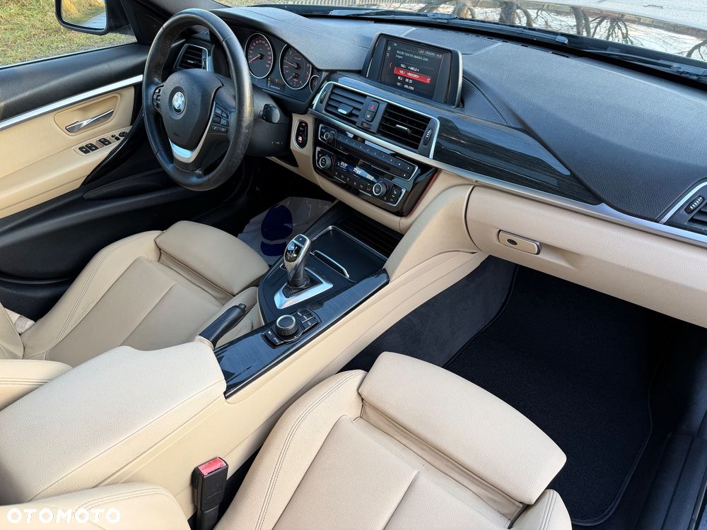 BMW Seria 3 330i Edition Luxury Line Purity - 25