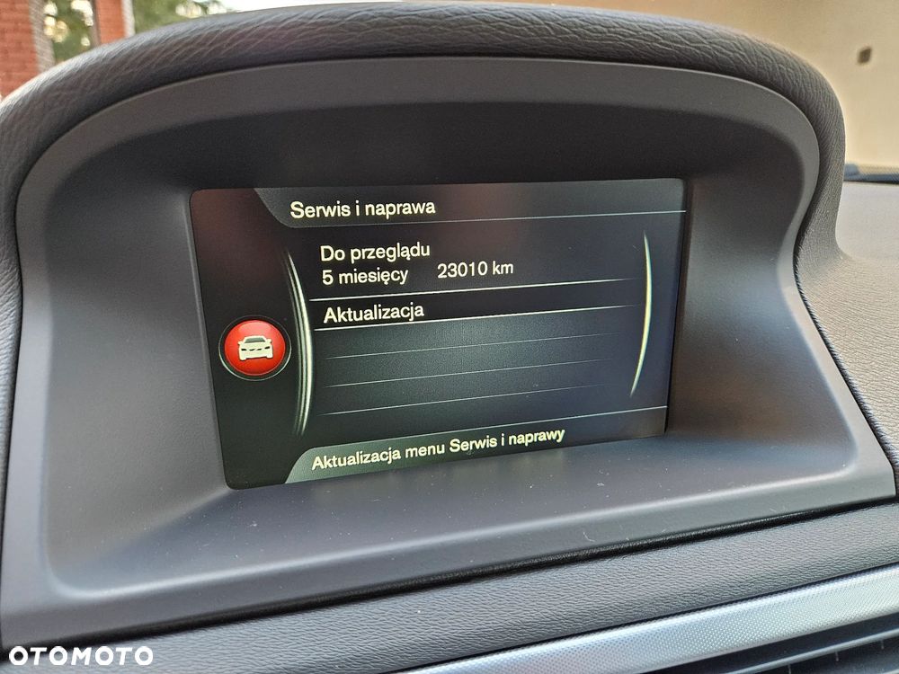 Volvo V70 D4 Geartronic Momentum - 21