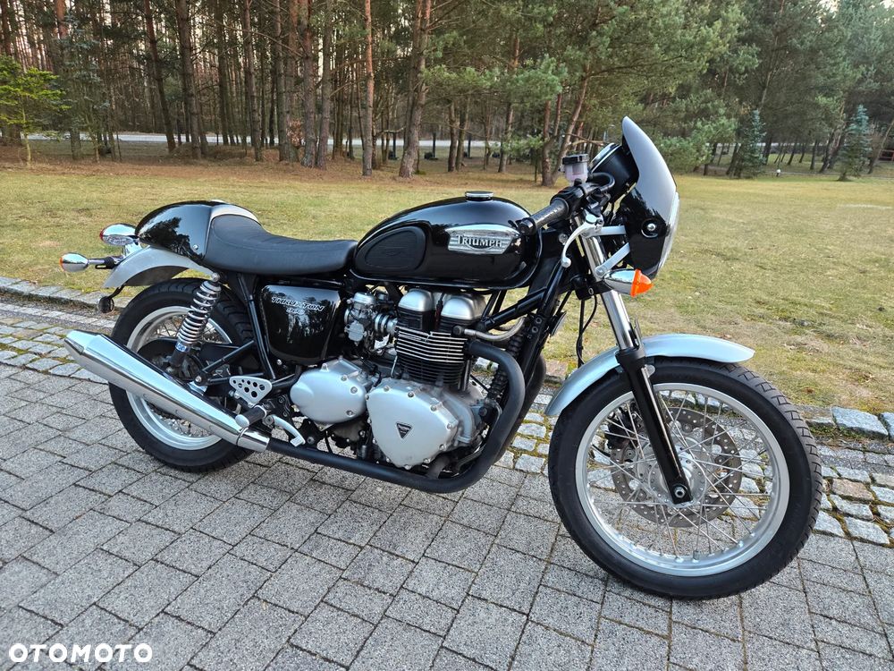 Triumph Thruxton - 16