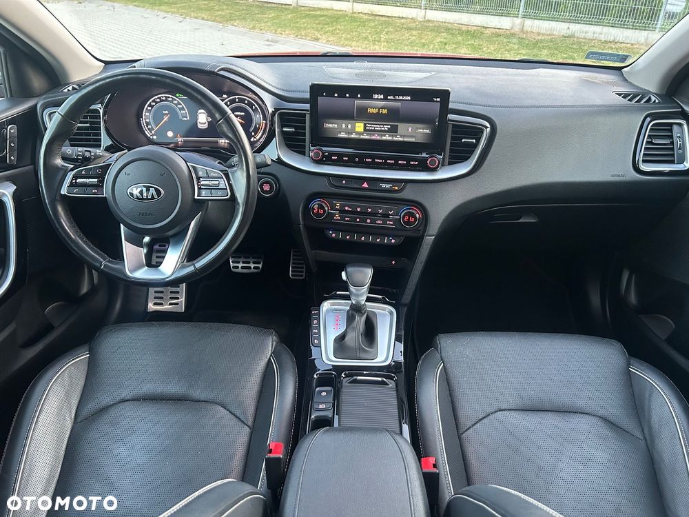 Kia XCeed 1.6 T-GDI L Business Line DCT - 29