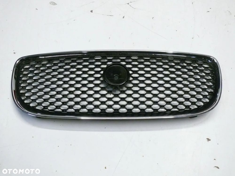 ATRAPA GRILL JAGUAR XE X760 2015 2019 - 1