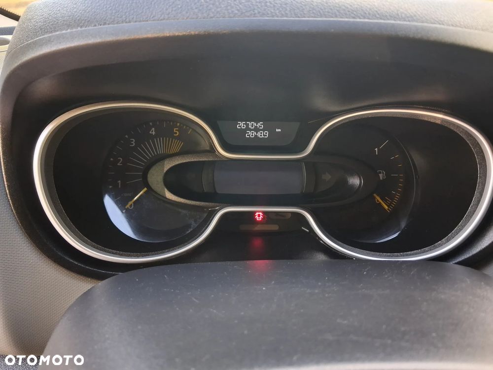 Renault Trafic - 15