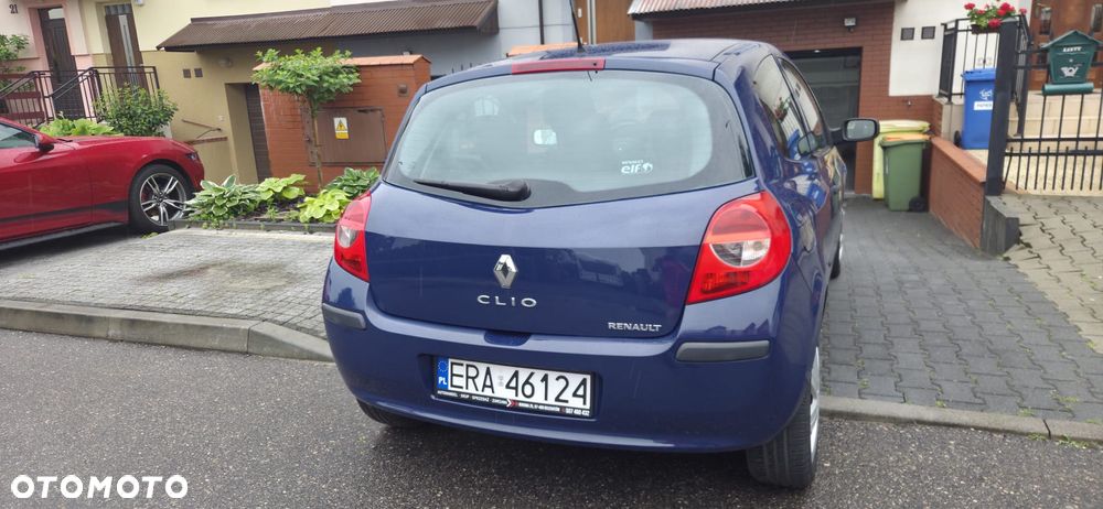 Renault Clio - 6