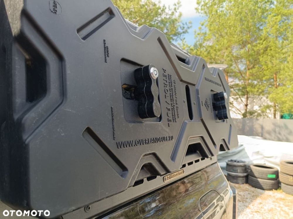 Ford Bronco - 21