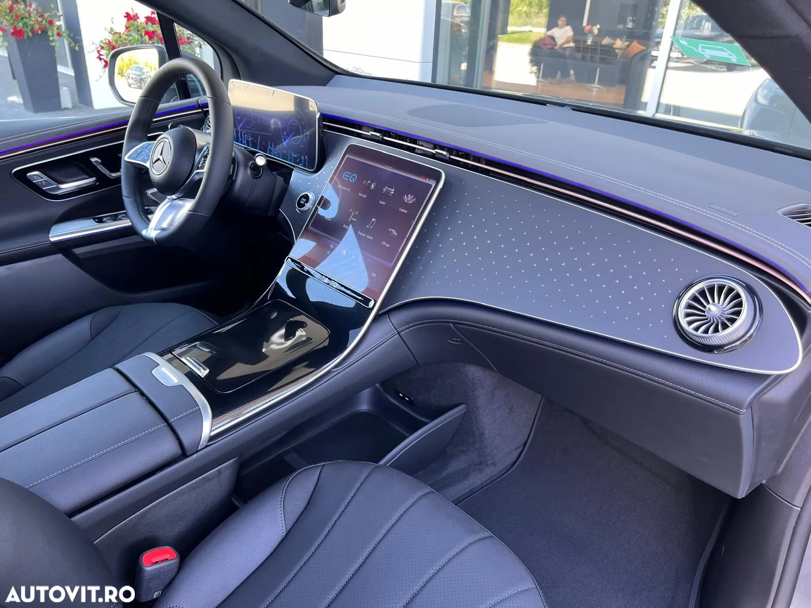 Mercedes-Benz EQE 350 4MATIC - 11