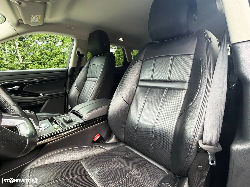 Land Rover Range Rover Evoque P300e R-Dynamic SE - 18