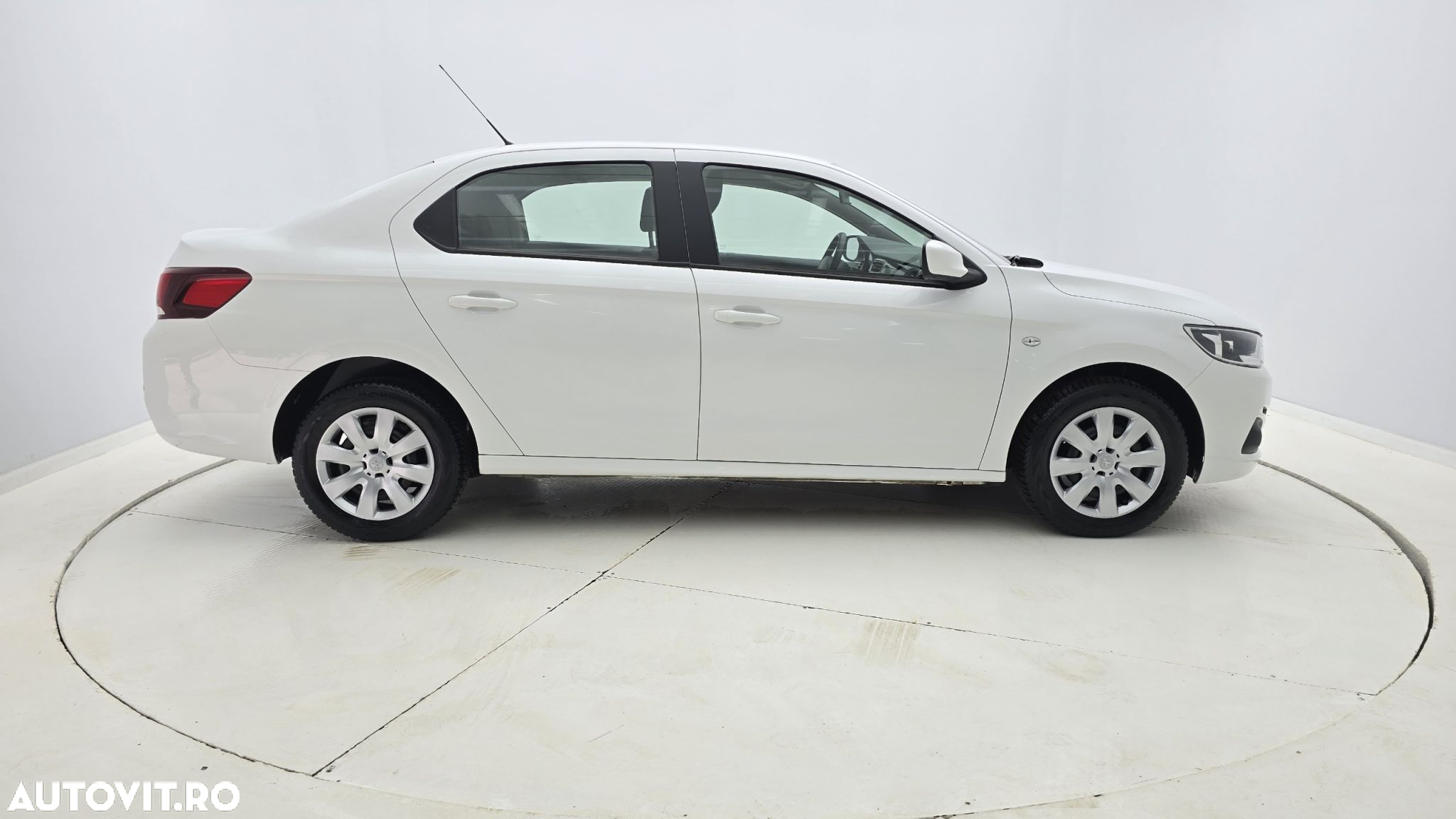 Peugeot 301 1.5 BlueHDI FAP Active - 5