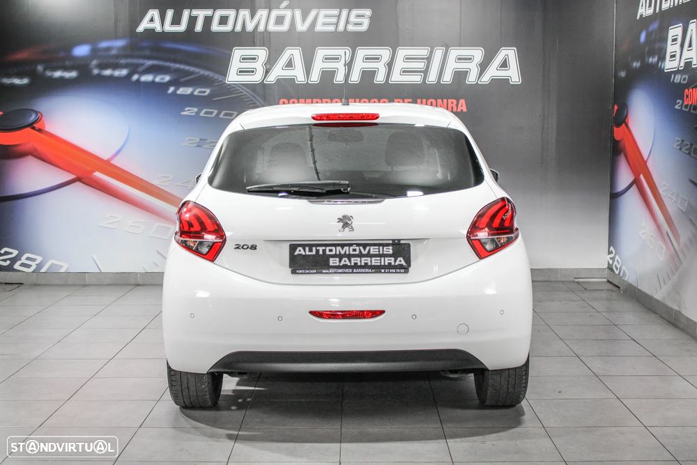 Peugeot 208 1.5 BlueHDi Signature - 28