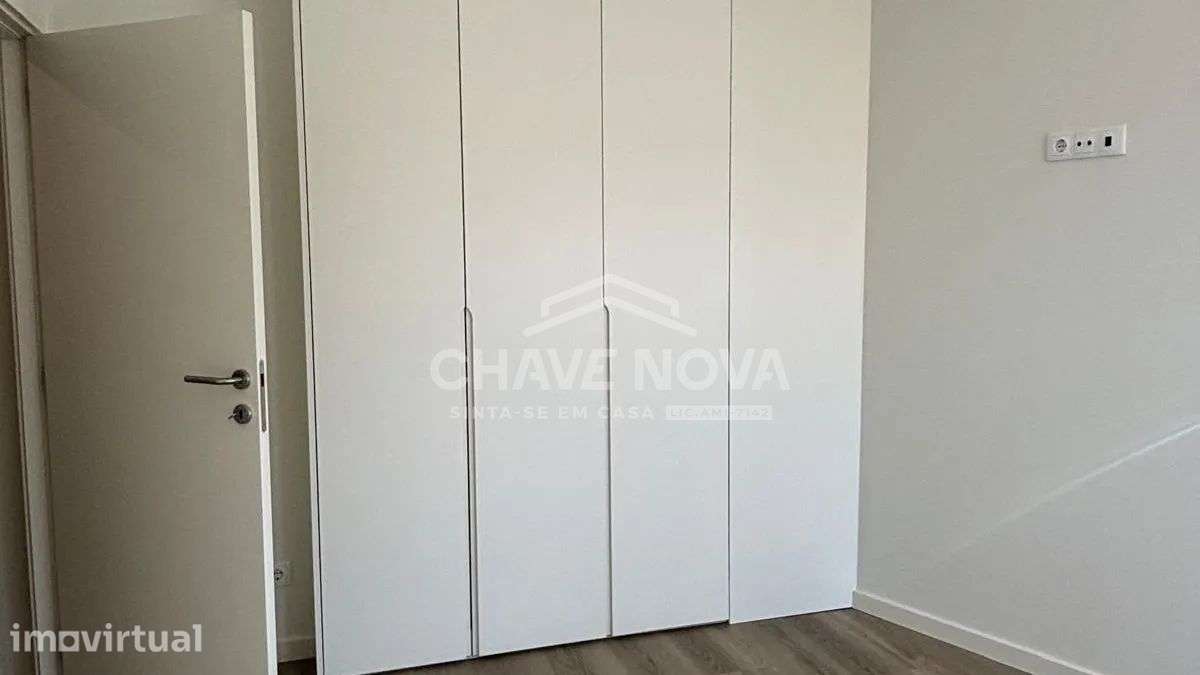 PS - T3 Moderno com Terraço - Gaia - Grande imagem: 4/13