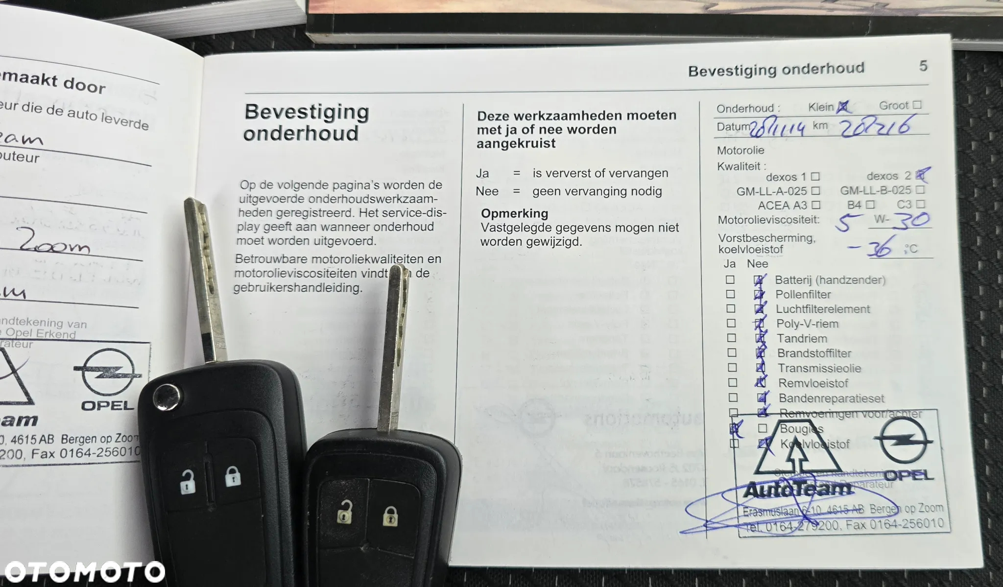 Opel Astra 1.4 Turbo Cosmo - 36