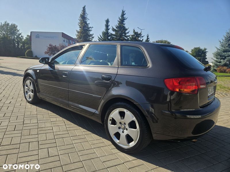 Audi A3 Sportback - 4
