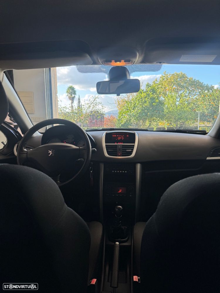 Peugeot 207 1.4 HDi Urban - 5