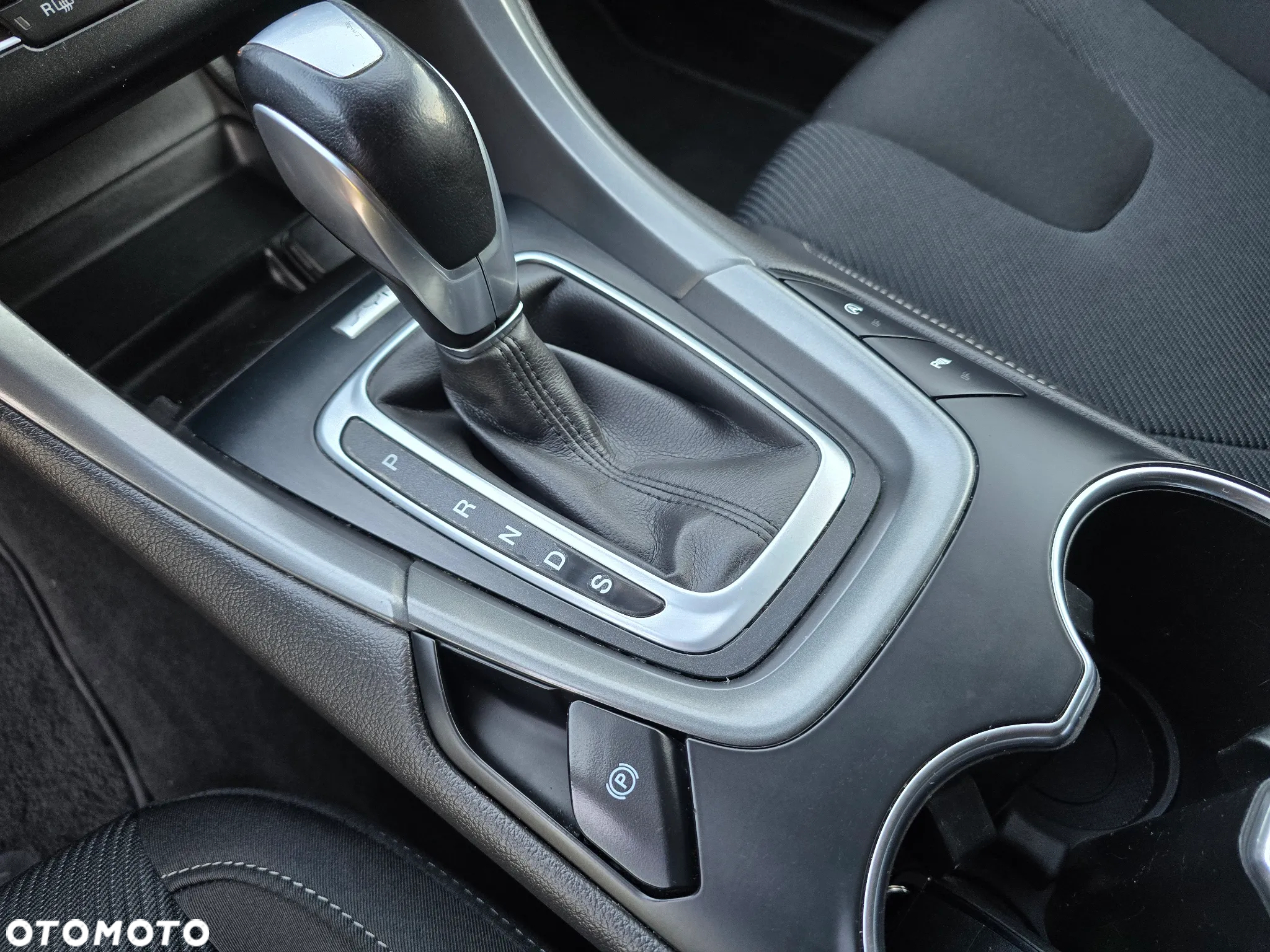 Ford Mondeo 2.0 TDCi Titanium PowerShift - 13
