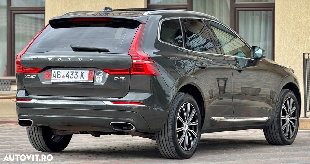 Volvo XC 60 D4 AWD Geartronic Inscription - 36