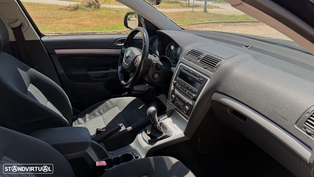 Skoda Octavia Break 1.6 TDi Ambition - 7