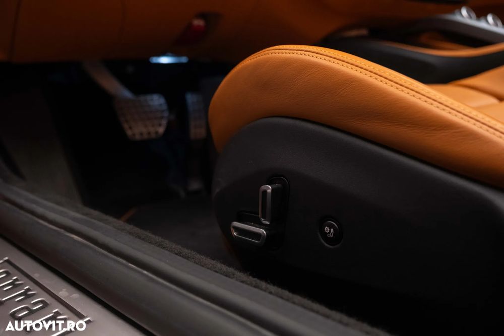 Ferrari Portofino - 31