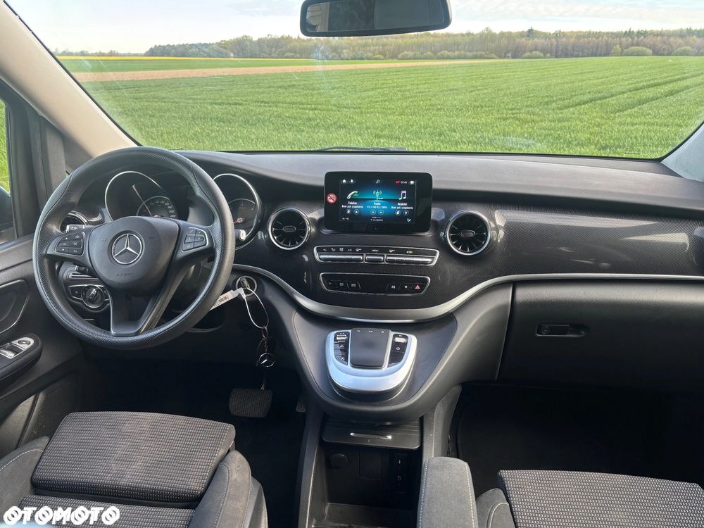 Mercedes-Benz Klasa V 220 d Extralang 9G-TRONIC - 15