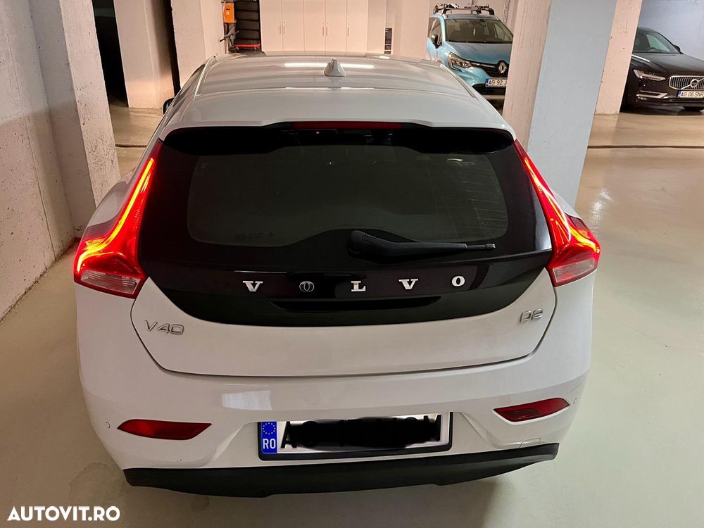 Volvo V40 D2 Basic - 4