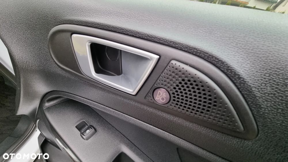 Ford EcoSport 1.0 EcoBoost TITANIUM - 12