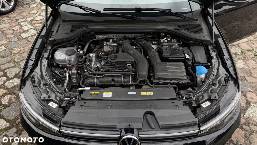 Volkswagen Passat - 16