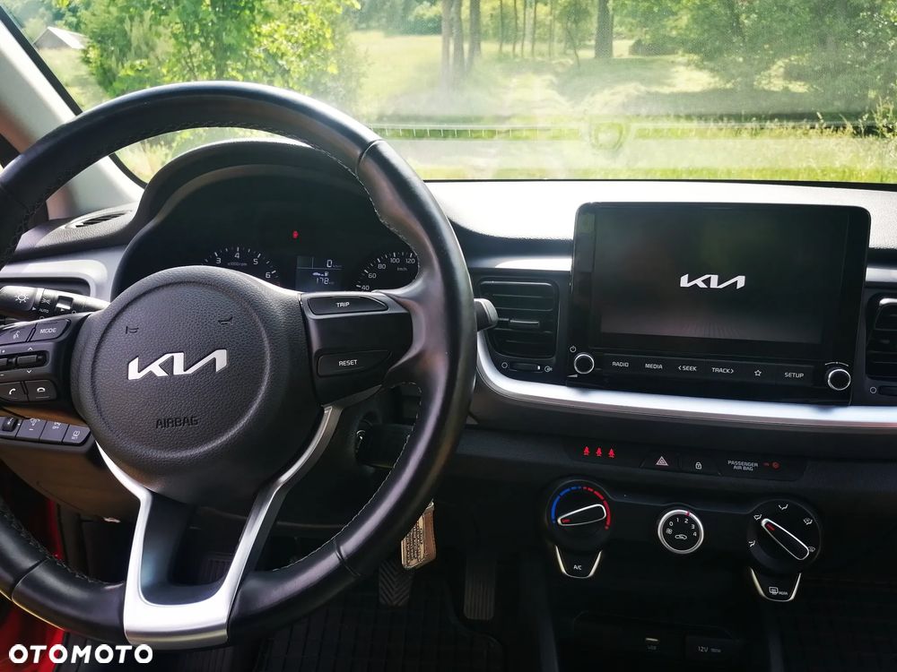Kia Stonic - 17