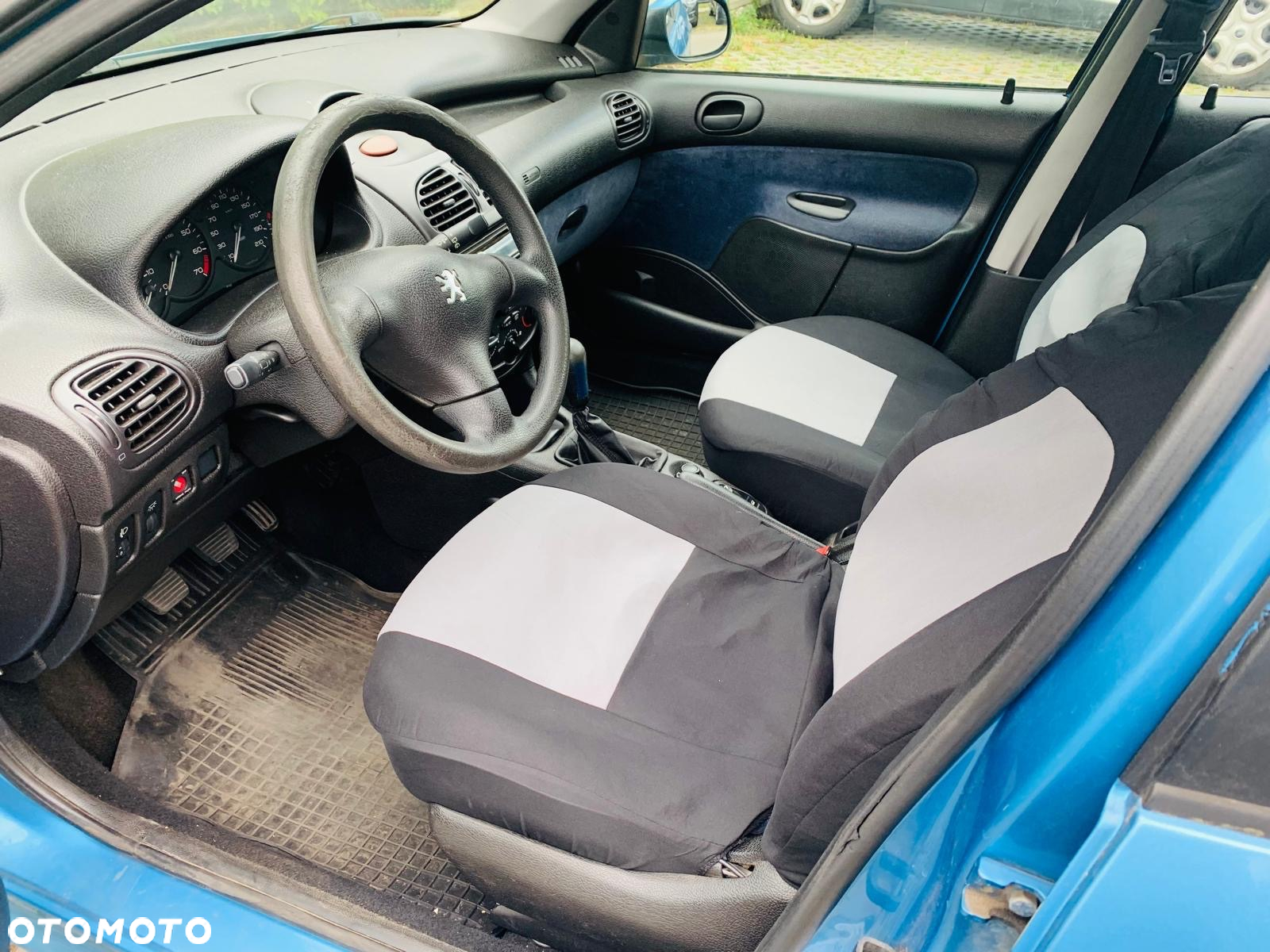 Peugeot 206 1.1 Mistral - 12