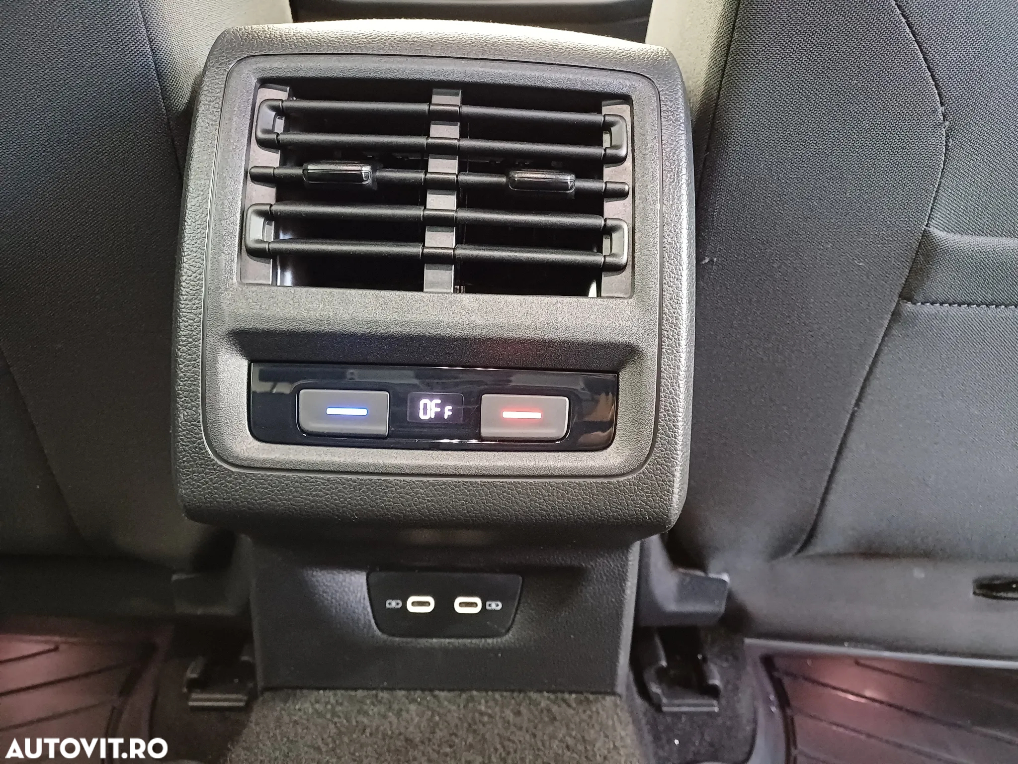 Volkswagen Golf 2.0 TDI DSG Style - 29