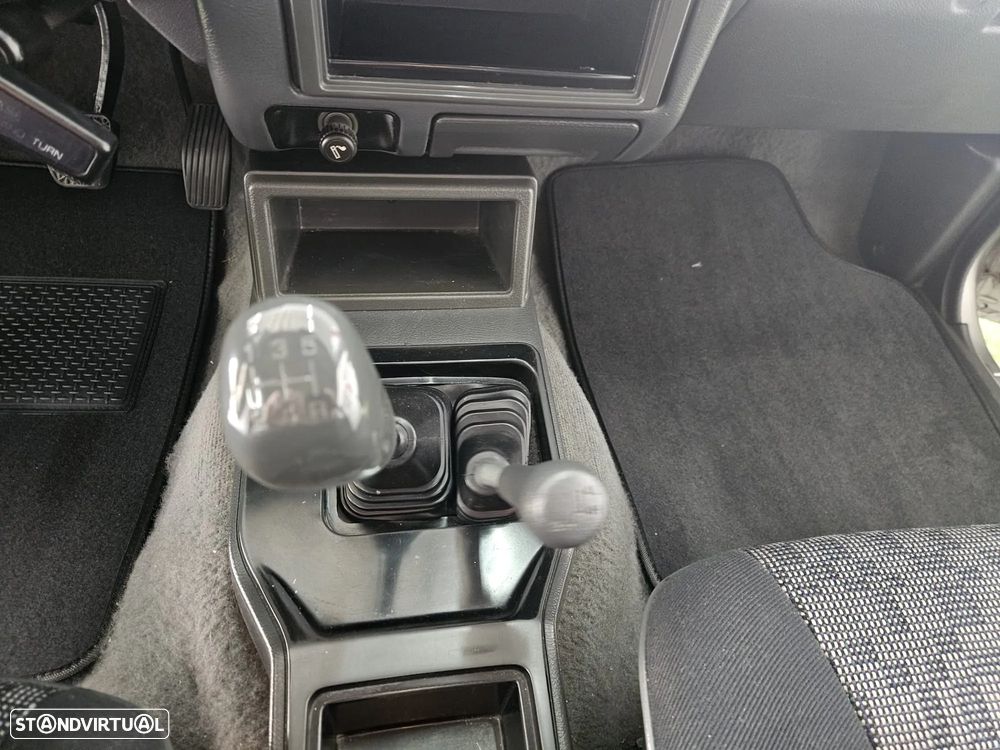 Mitsubishi L200 2.5 TD Strada - 19