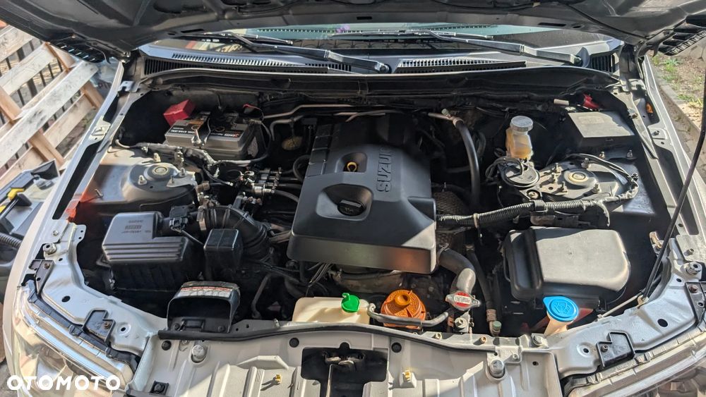 Suzuki Grand Vitara 2.0 - 9