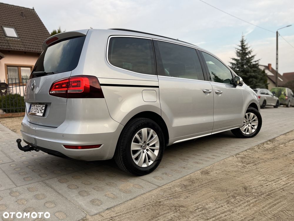 Volkswagen Sharan 2.0 TDI DSG 4MOTION (BlueMotion Technology) Sound - 33