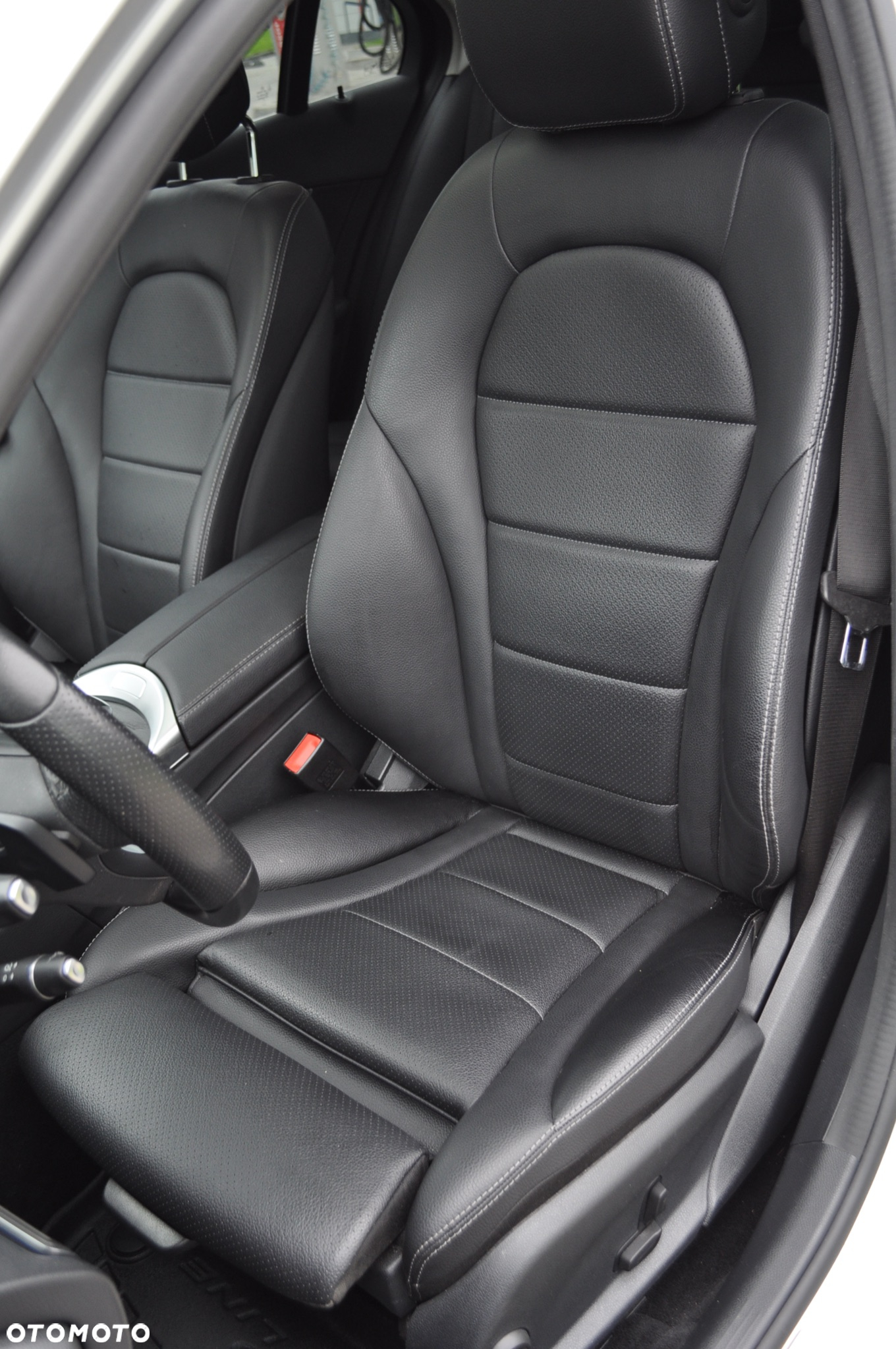 Mercedes-Benz Klasa C 200 9G-TRONIC Exclusive - 12