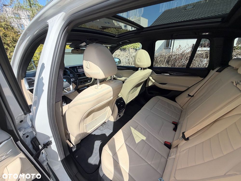 BMW X3 xDrive30i xLine - 16