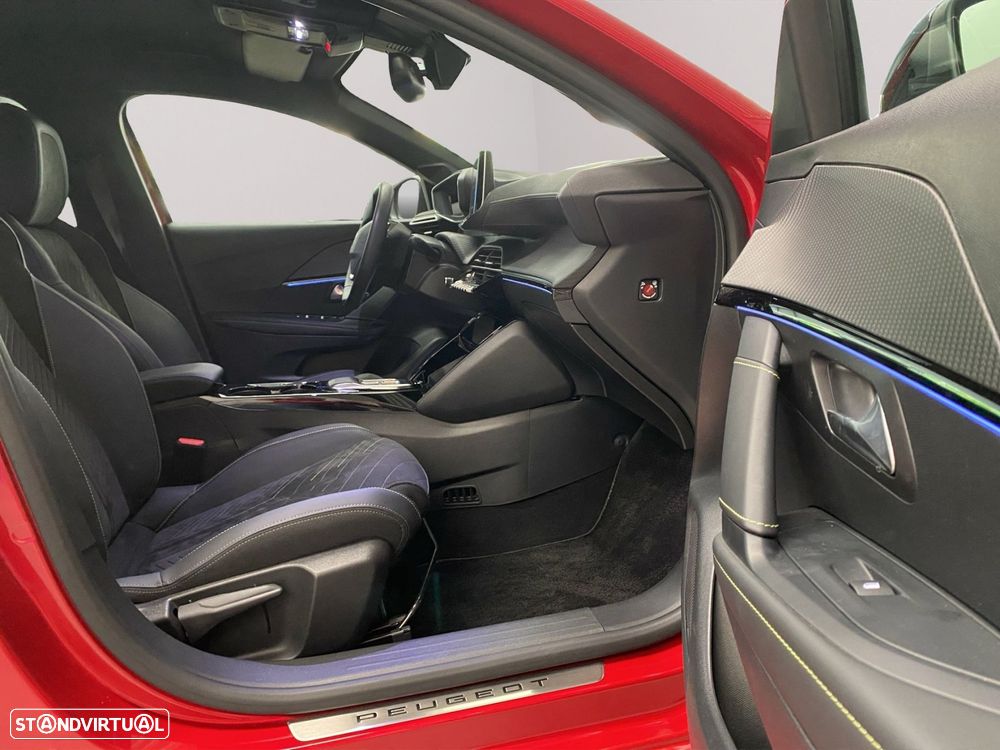 Peugeot 208 1.2 Hybrid GT e-DCS6 - 16