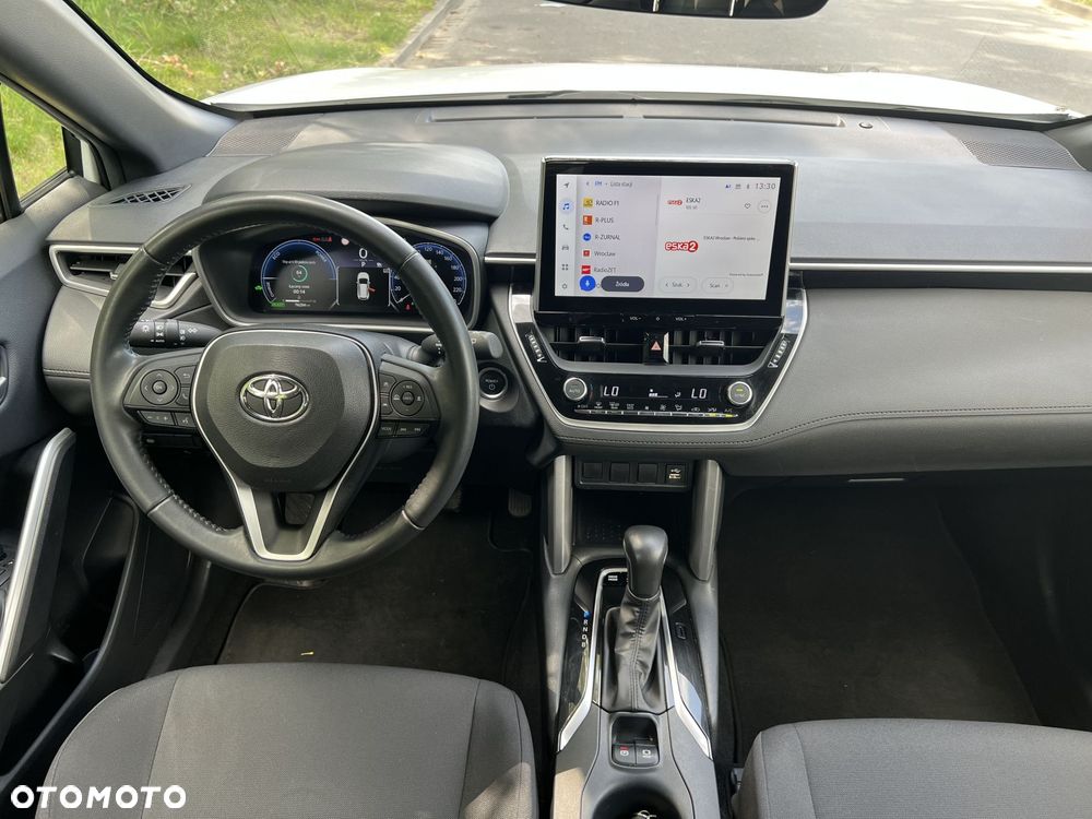 Toyota Corolla Cross 2.0 Hybrid Comfort AWD - 11
