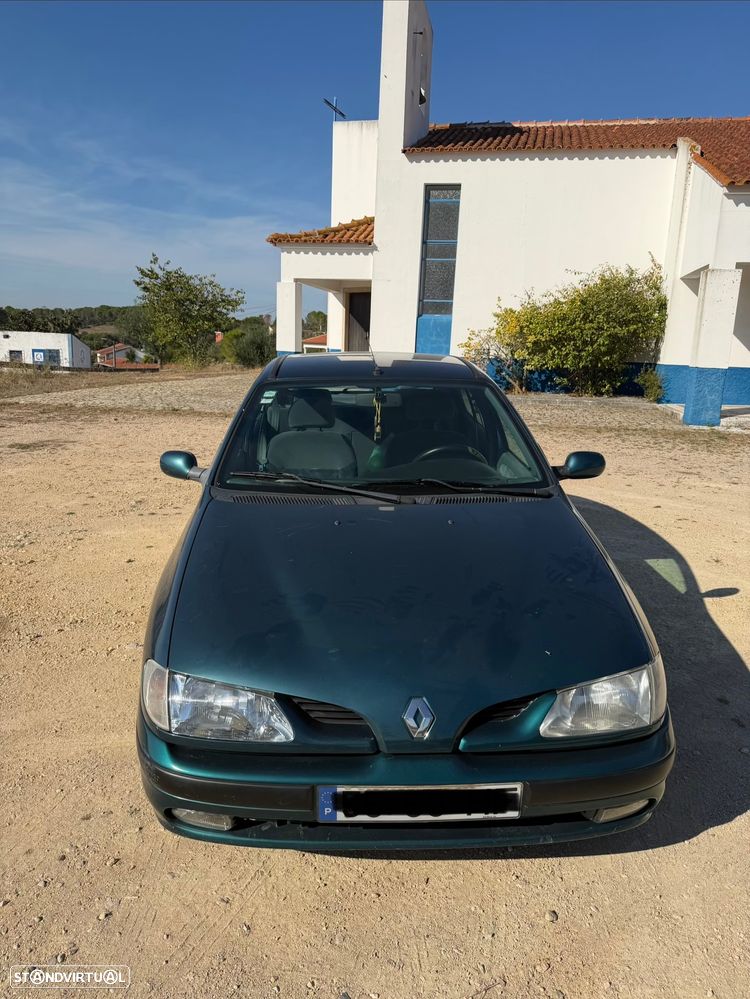 Renault Mégane 1.4 RT - 1