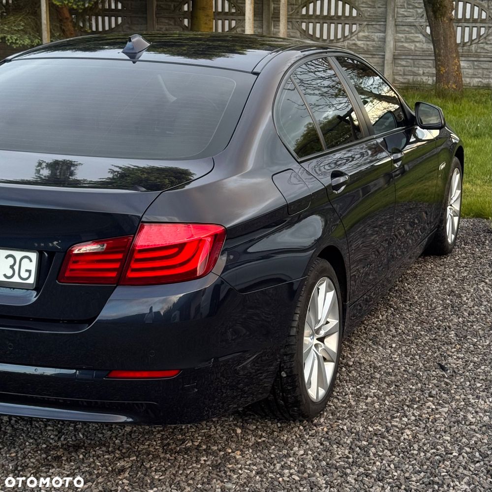 BMW Seria 5 520d - 14