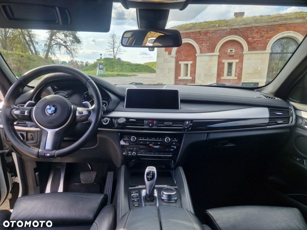 BMW X6 xDrive30d - 17