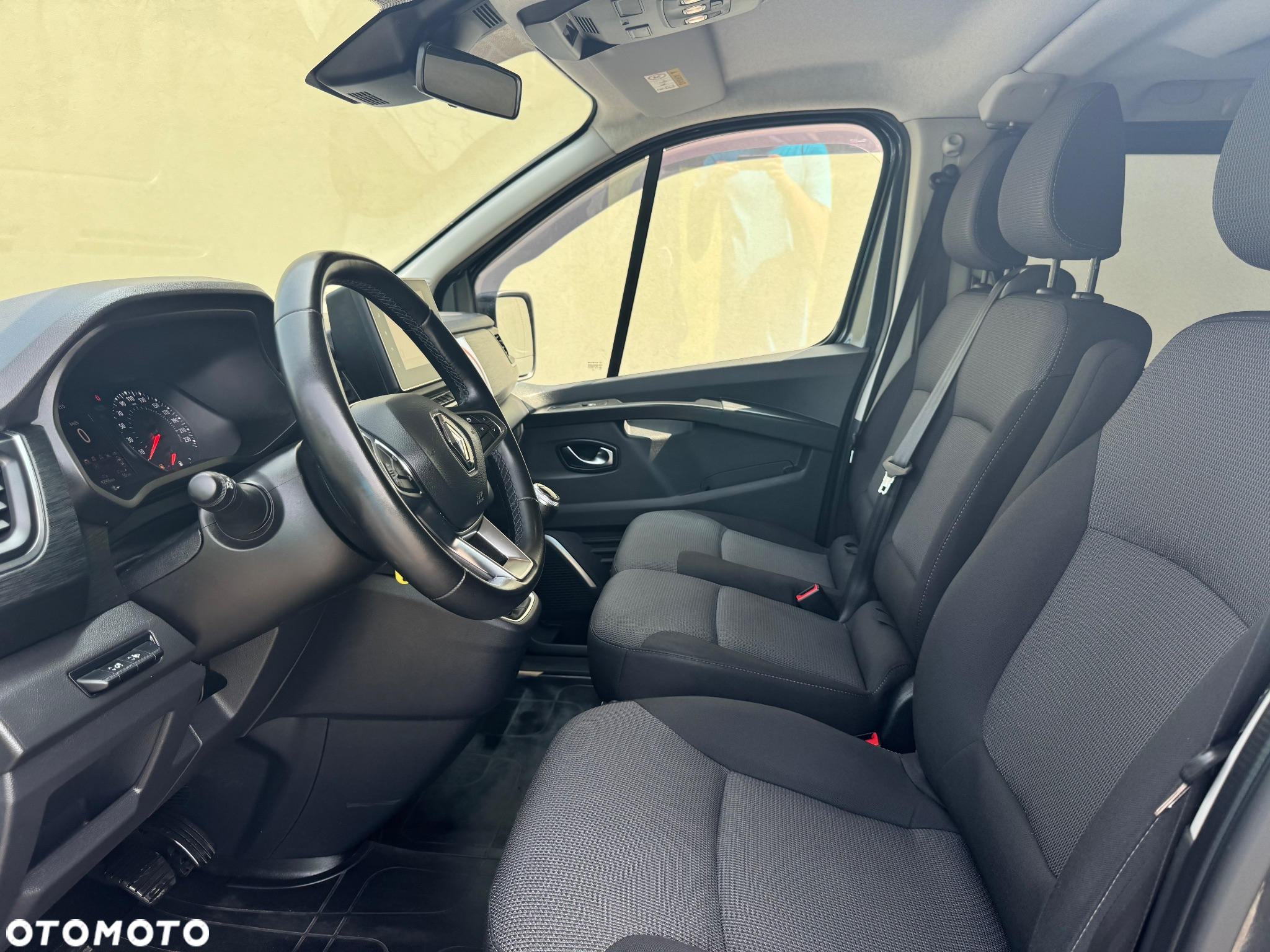 Renault Trafic SpaceClass 2.0 dCi - 19