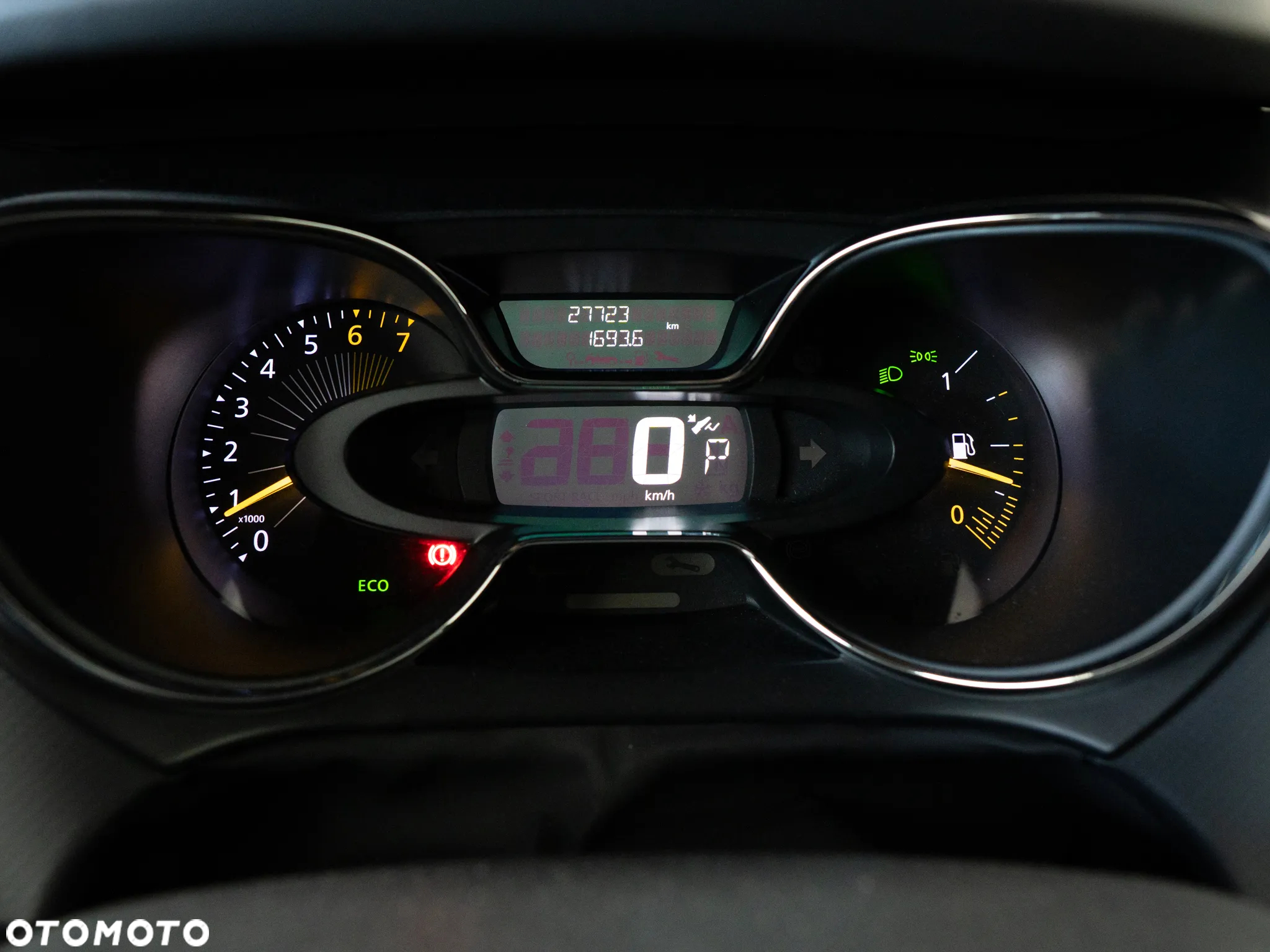Renault Captur - 12