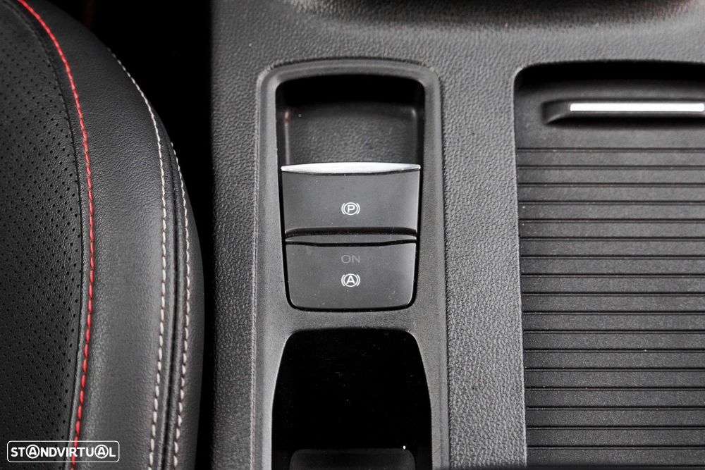 Ford Focus 1.0 EcoBoost MHEV ST-Line X Aut. - 19