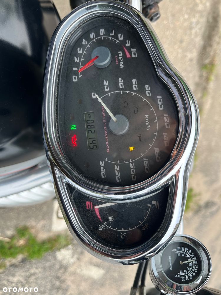 Harley-Davidson V-Rod Street Rod - 10