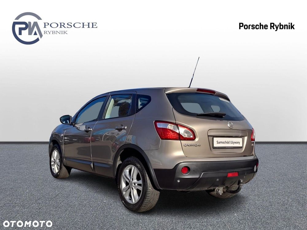 Nissan Qashqai - 4