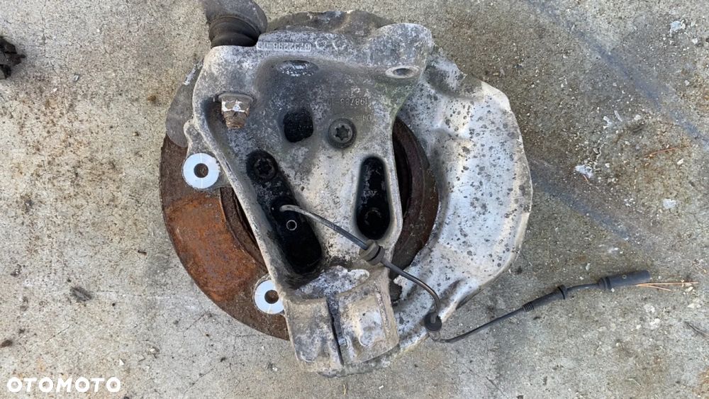 ZWROTNICA PIASTA PRAWA PRZÓD F30 F31 6792288 - 3