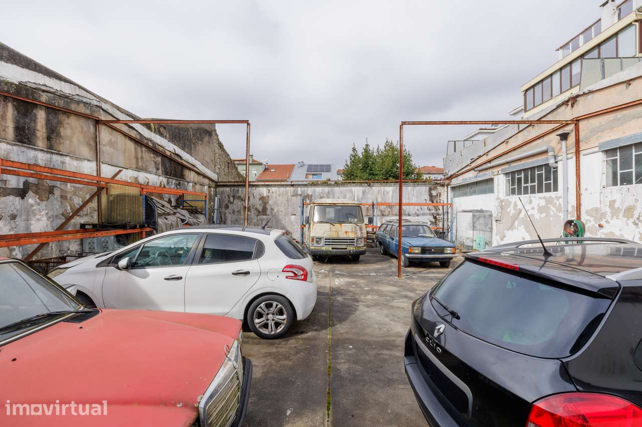 Armazém 460 m² + Logradouro 230 m², Carvalhido- Venda ou arrendamento - Grande imagem: 5/23